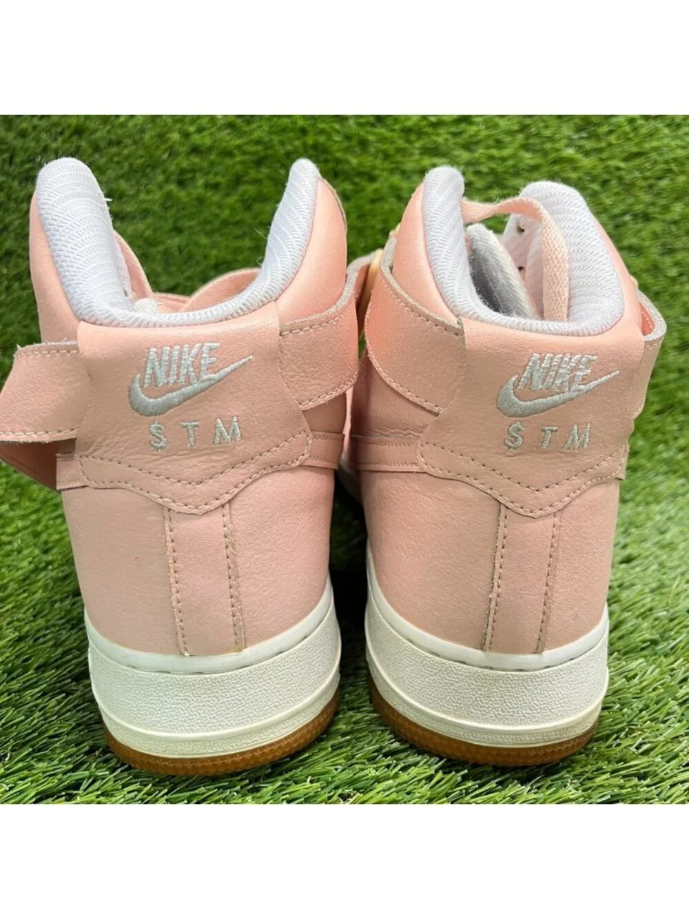 Nike Air Force 1 High Mens Size 9.5 Pink White Athletic Leather Shoes Sneakers